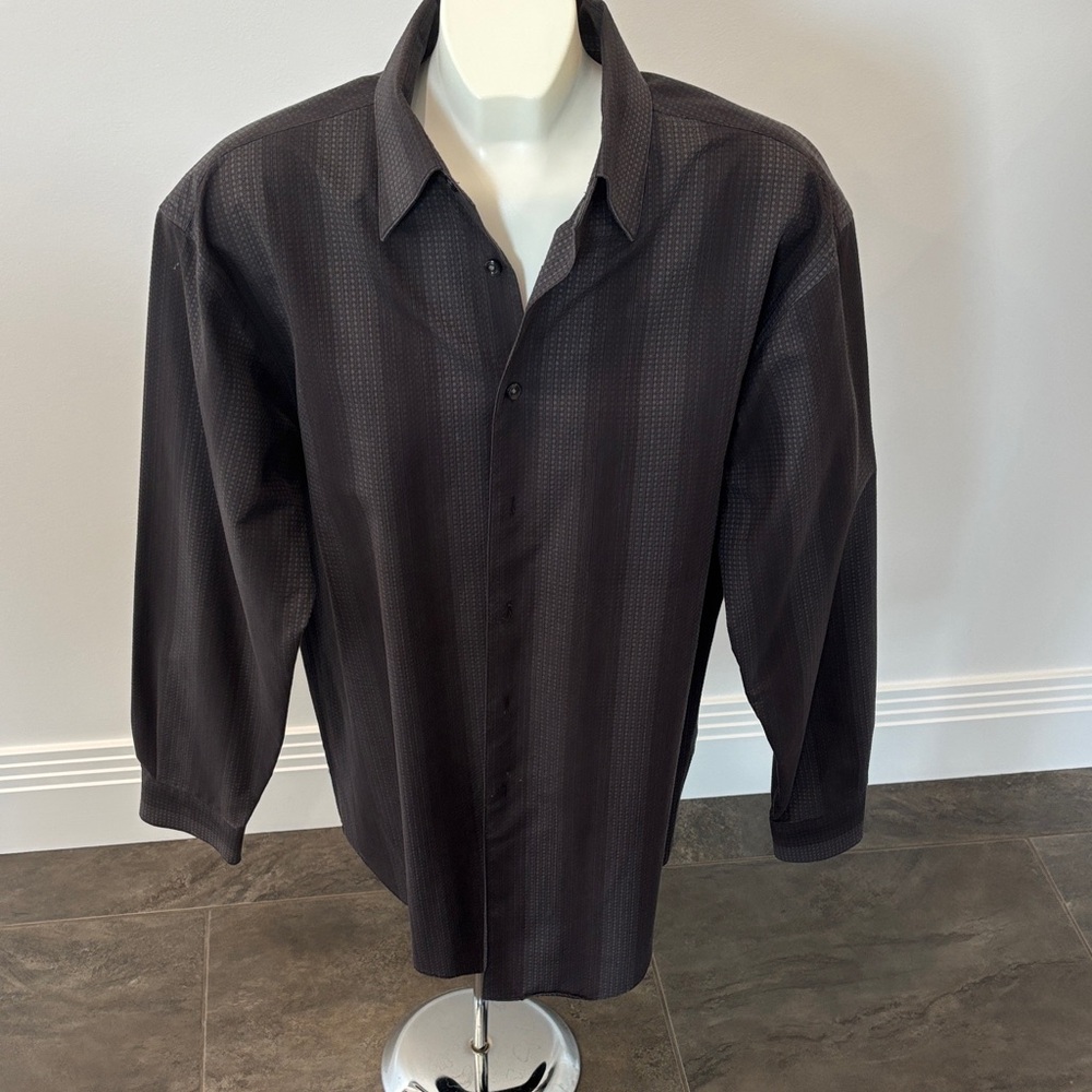 Men's Black Button-Up Jacket